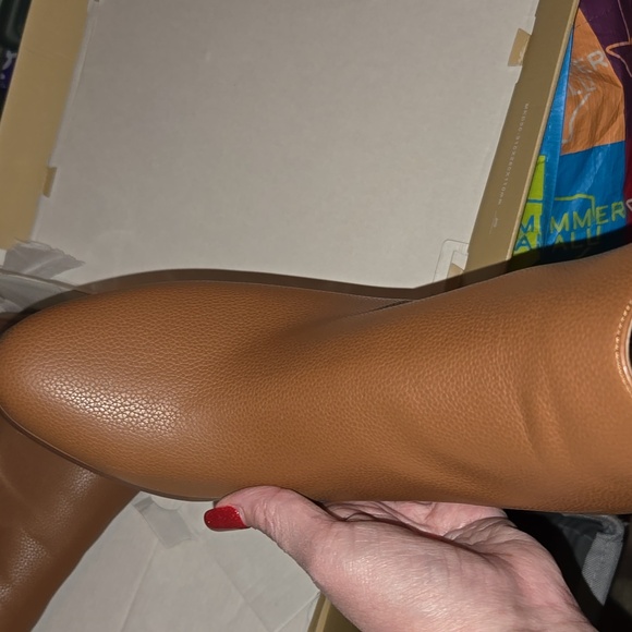 Michael Kors Britt Leather Ankle Booties Size 11 Luggage Color - Picture 9 of 12